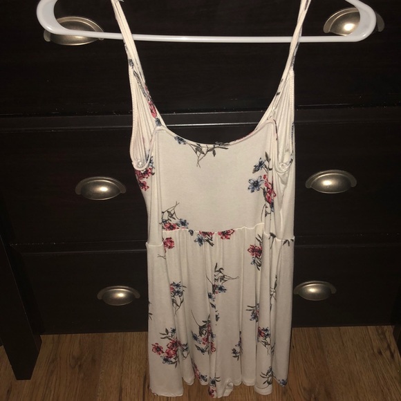 Garage romper - Picture 2 of 2